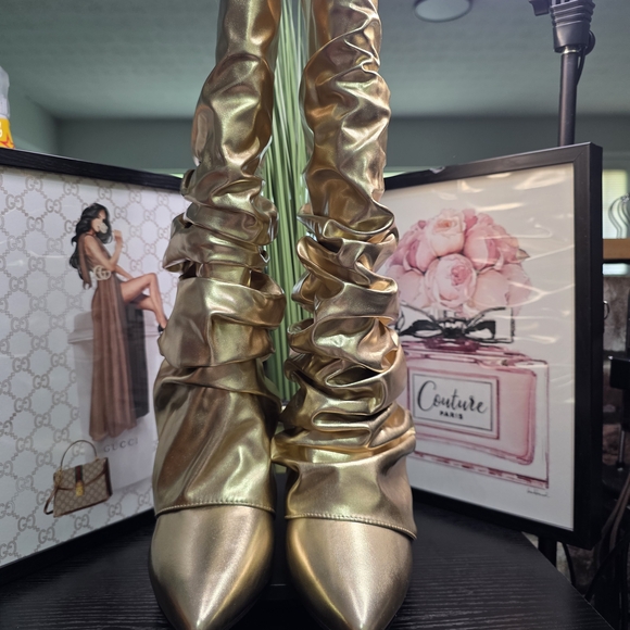 Azalea Wang Gold Boots - Picture 2 of 6